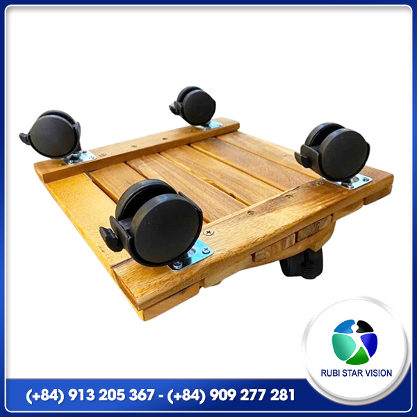 Plate with wheel for pot - Square